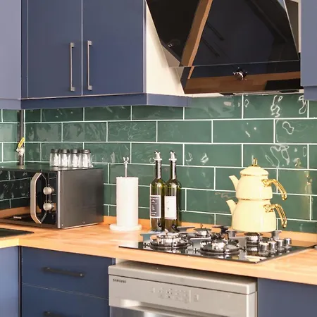 Cozy Penthouse With The Balcony *