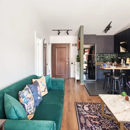 Cozy Penthouse With The Balcony * Istambul