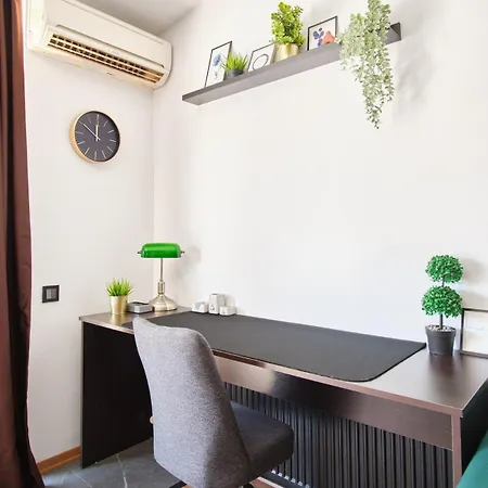 Cozy Penthouse With The Balcony Apartamento