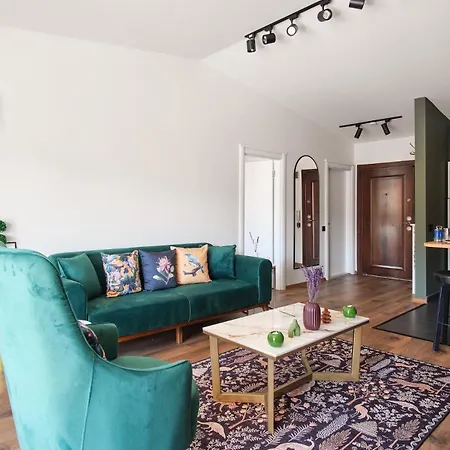 Cozy Penthouse With The Balcony *