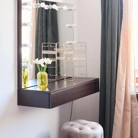 Daire Cozy Penthouse With The Balcony *