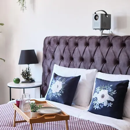 Daire Cozy Penthouse With The Balcony İstanbul