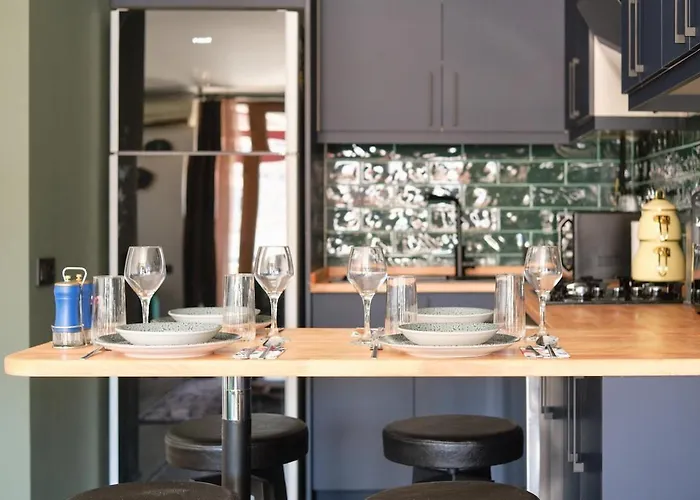 Διαμέρισμα Cozy Penthouse With The Balcony *