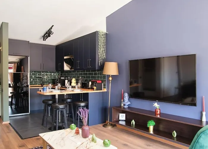 Διαμέρισμα Cozy Penthouse With The Balcony *