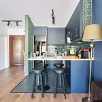 Cozy Penthouse With The Balcony Istambul