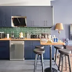Cozy Penthouse With The Balcony Apartamento Istambul