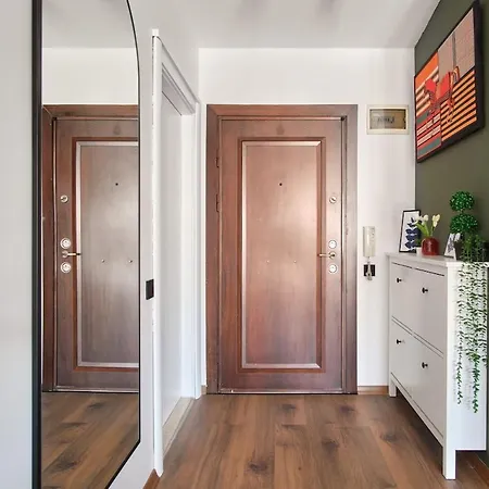 Cozy Penthouse With The Balcony *